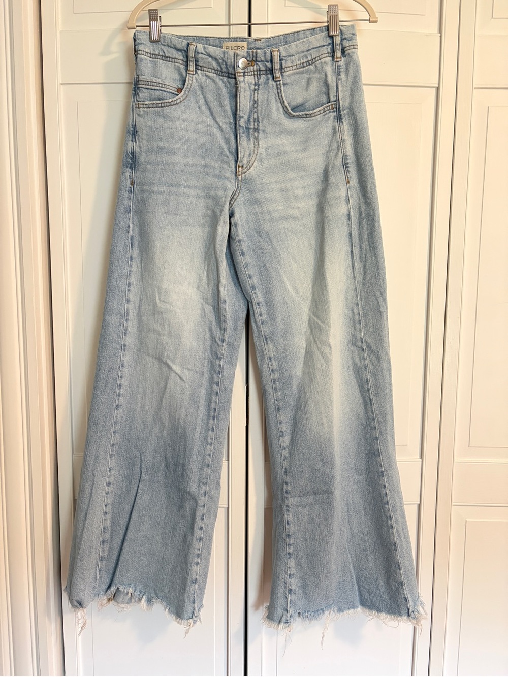 Pilcro Adi Mid-Rise Wide-Leg Light Wash Jeans - Women - Picture 5 of 11